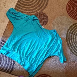 Dress shirt turqouis in color